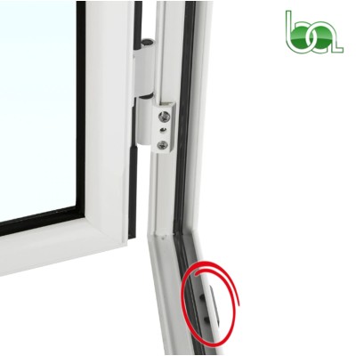 TAPA VIERTEAGUAS PARA VENTANA DE ALUMINIO ABATIBLE SERIE MEZQUITA VÁLVULA DE DESAGÜE CON CORTAVIENTOS VD3808