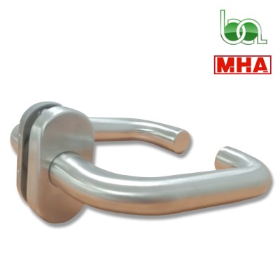 JUEGO DE MANILLA ANTIENGANCHE CON ESCUDO ROSETA OVALADA CON MUELLE RECUPERABLE INOX PARA PUERTAS MOD.807U MHA