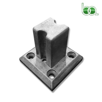 SOPORTE BASE ZAMAK PARA TUBO 30X30 DE ALUMINIO PIE BARANDILLA CON TALADRO PARA TORNILLO